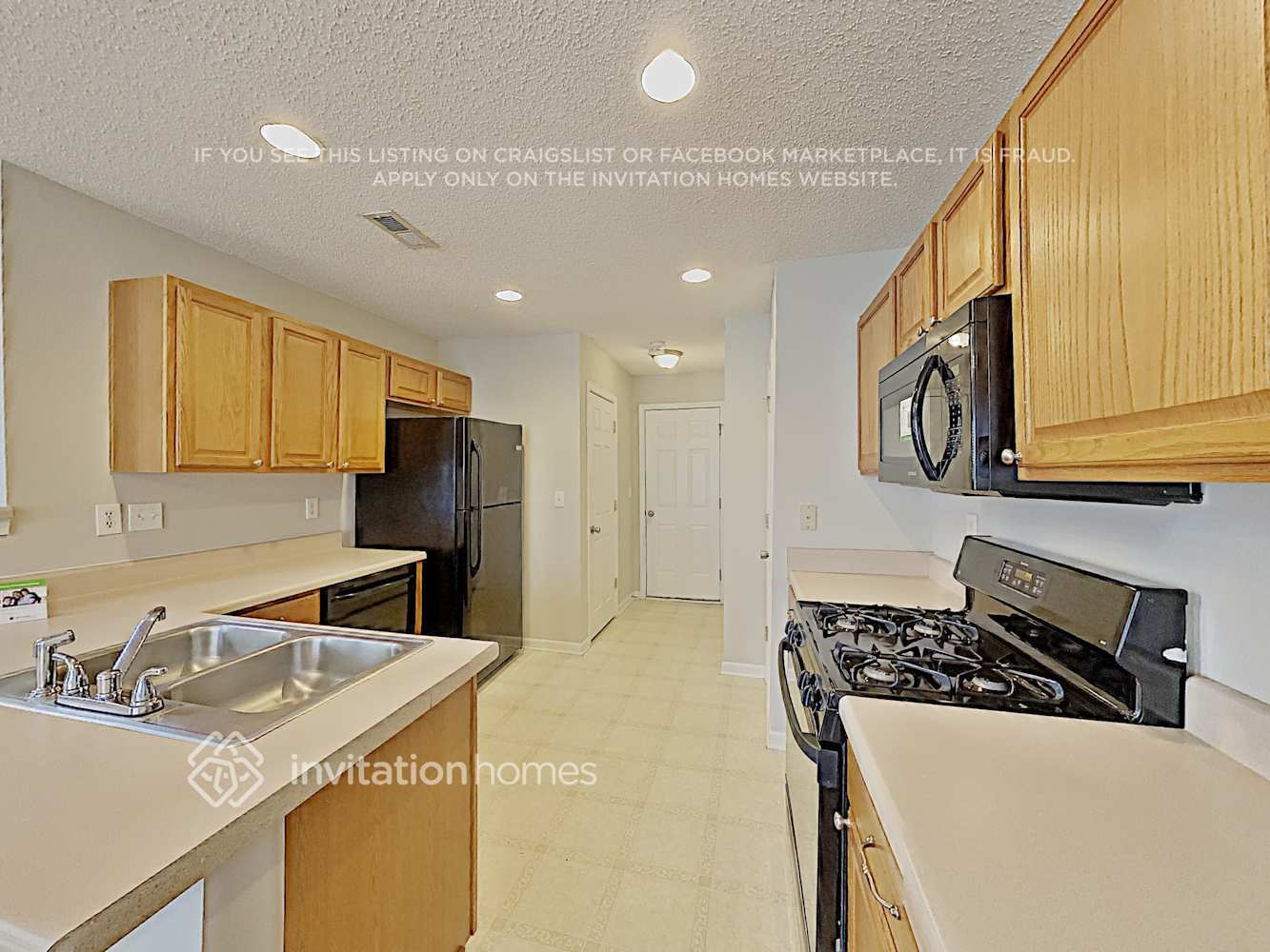 Building Photo - 3016 Teton Dr