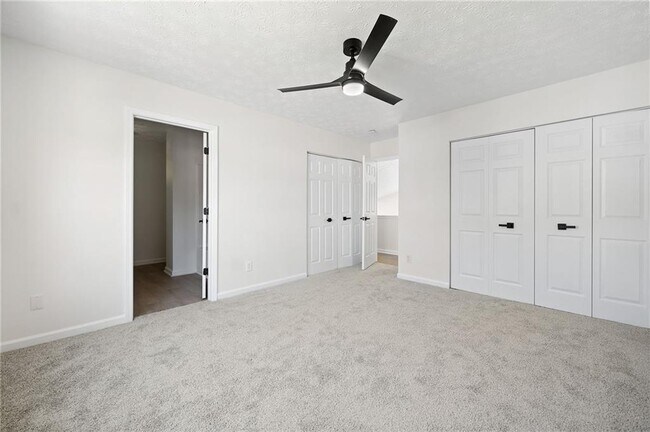 Building Photo - 872 Windcroft Cir NW