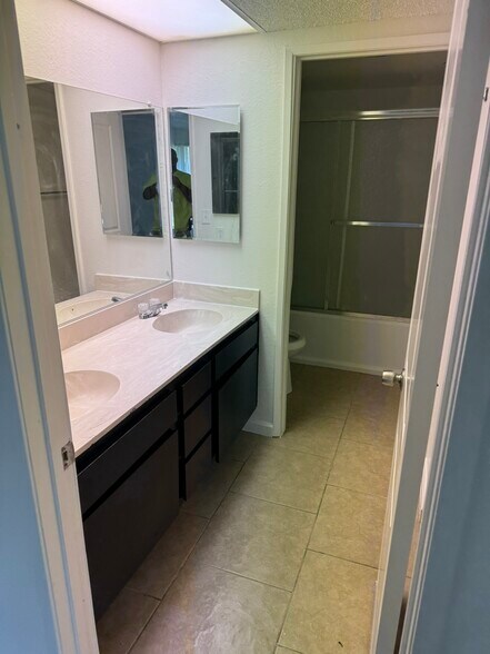 Building Photo - 44406 15th St E