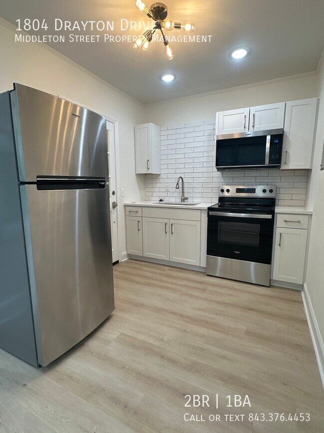 Building Photo - 1804 Drayton Dr