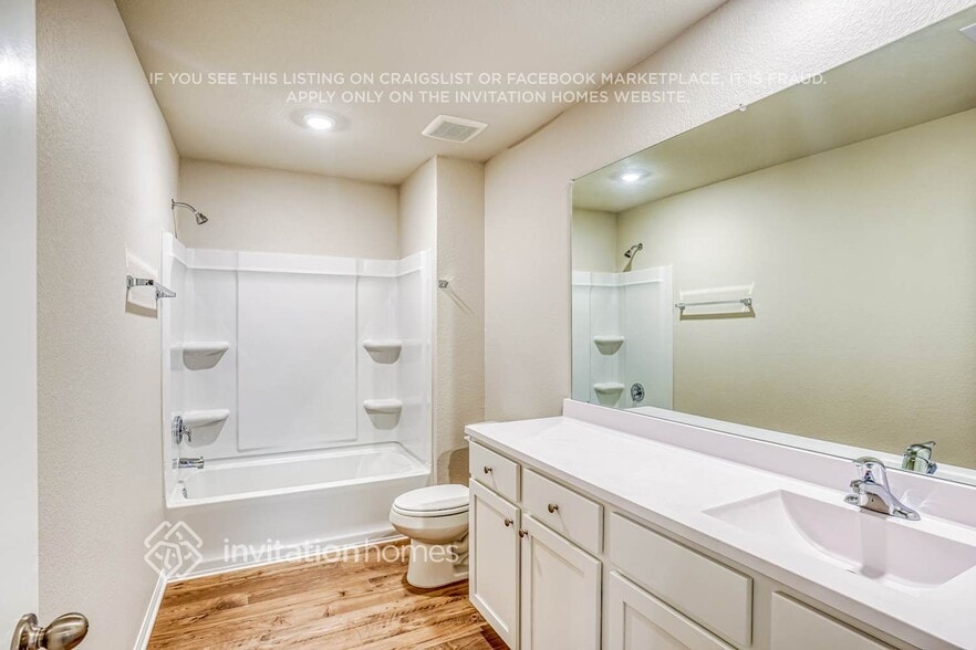 Building Photo - 8212 Sunberry Shadow Dr