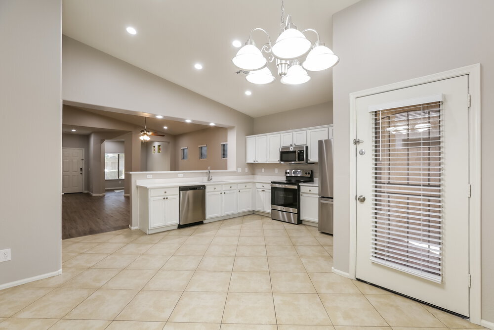 Building Photo - 7110 W Superior Ave