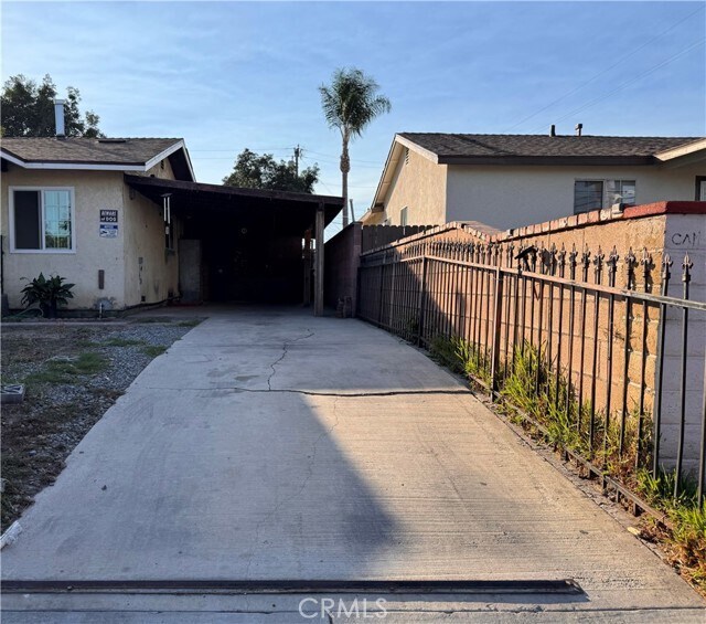 Building Photo - 6105 Woodlawn Ave