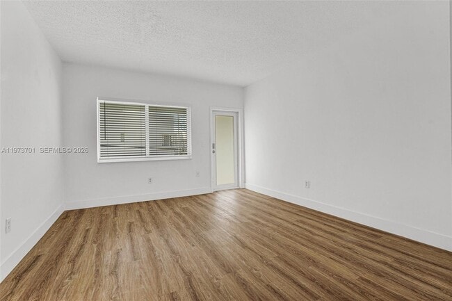 Building Photo - 319 80th St