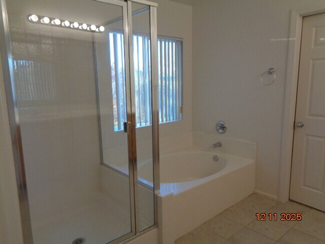 Building Photo - Beautiful 2 Story West Lancaster Home Built in 2003 with 2843 sq. ft.