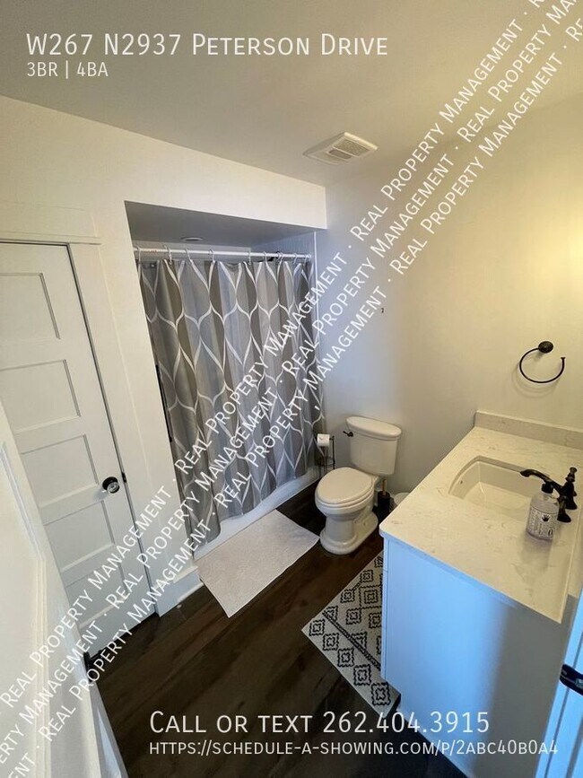 Building Photo - Fully Furnished Stunning Home on Pewaukee ...