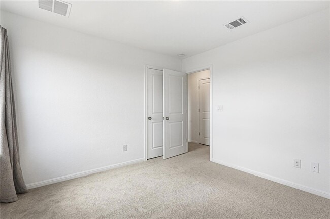 Building Photo - 701 Unakite Trl