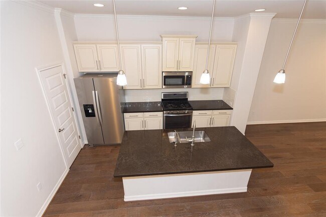 Building Photo - 12205 Terraza Cir