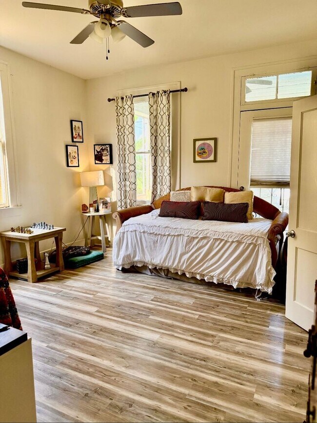 Building Photo - Charming 3 bedroom home in Historic Spanish Town