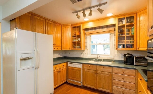 Building Photo - 5314 Foxboro Ct