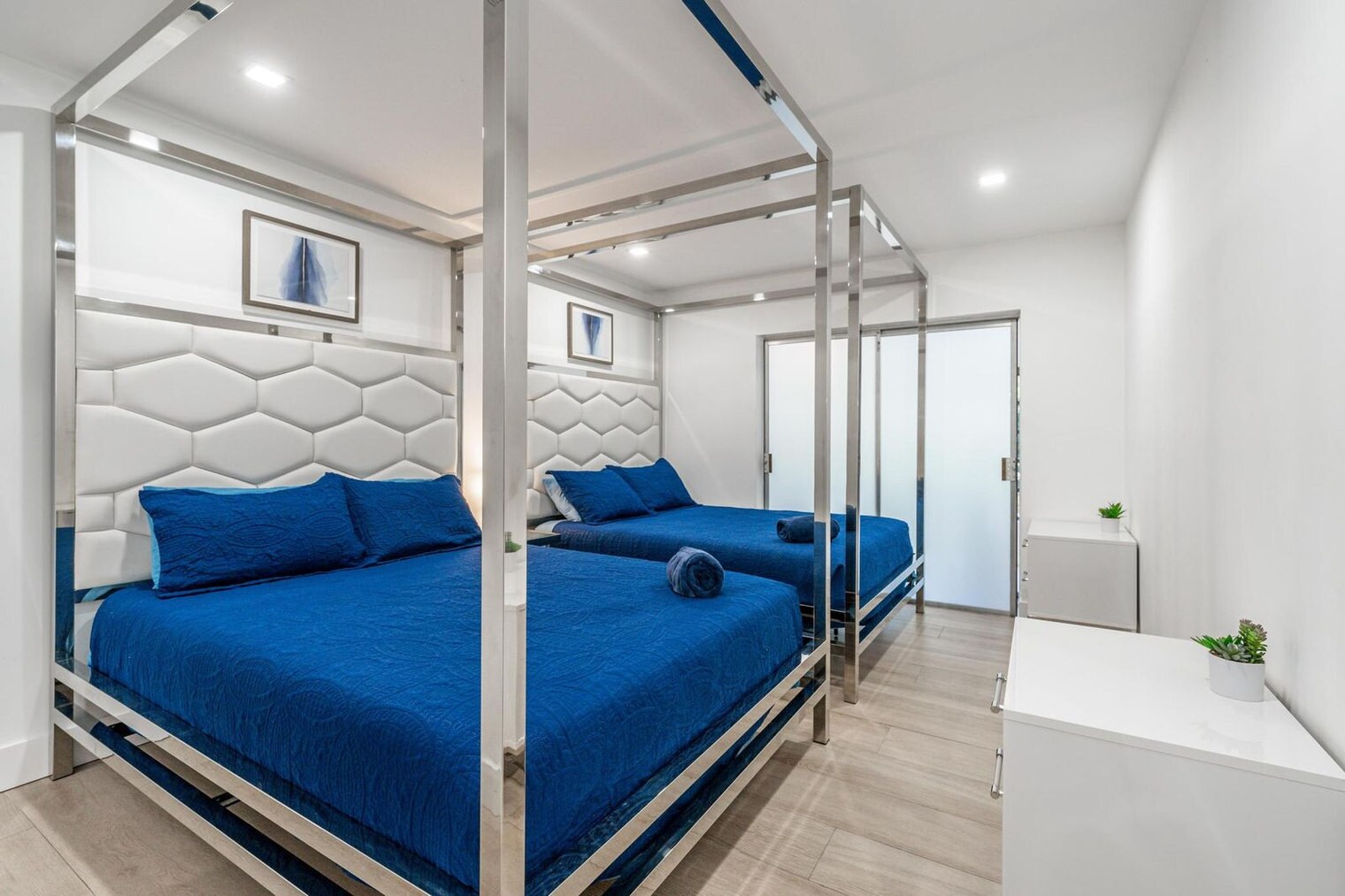 Building Photo - 825-827 Southwest 14th Street-SI FL1-ID1475658P