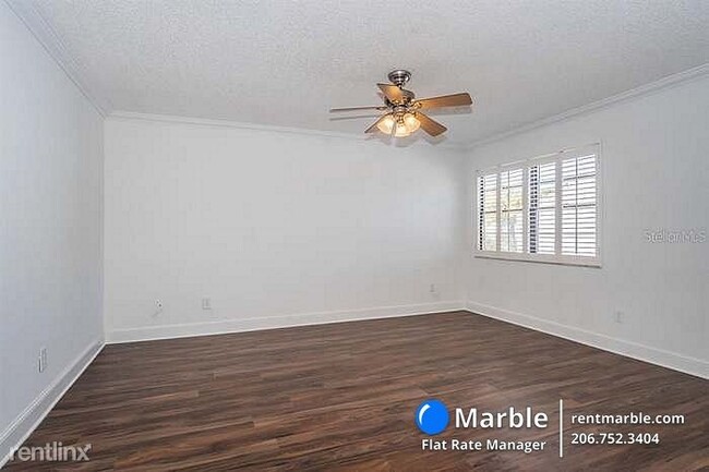 Building Photo - 2 br, 1 bath Condo - 3102 W Horatio St Uni...