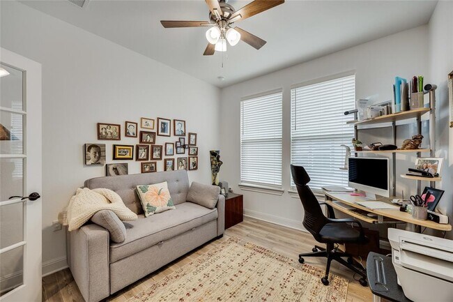 Building Photo - 331 Kitty Hawk Rd