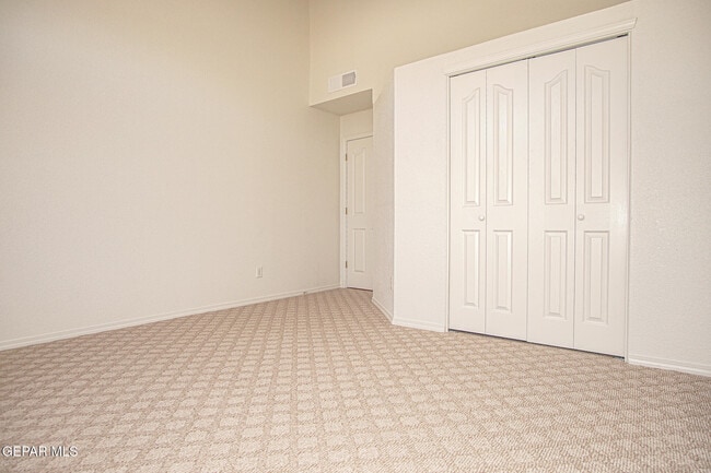Building Photo - 6724 Dakota Ridge Dr