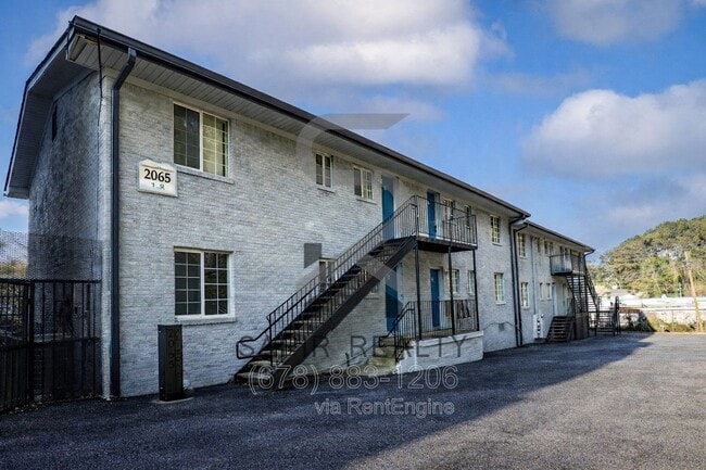 Building Photo - 2065 Alison Ct SW