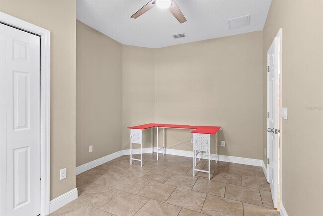 Building Photo - 6804 N Himes Ave