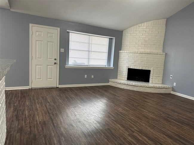 Building Photo - 15770 Chimney Rock Rd