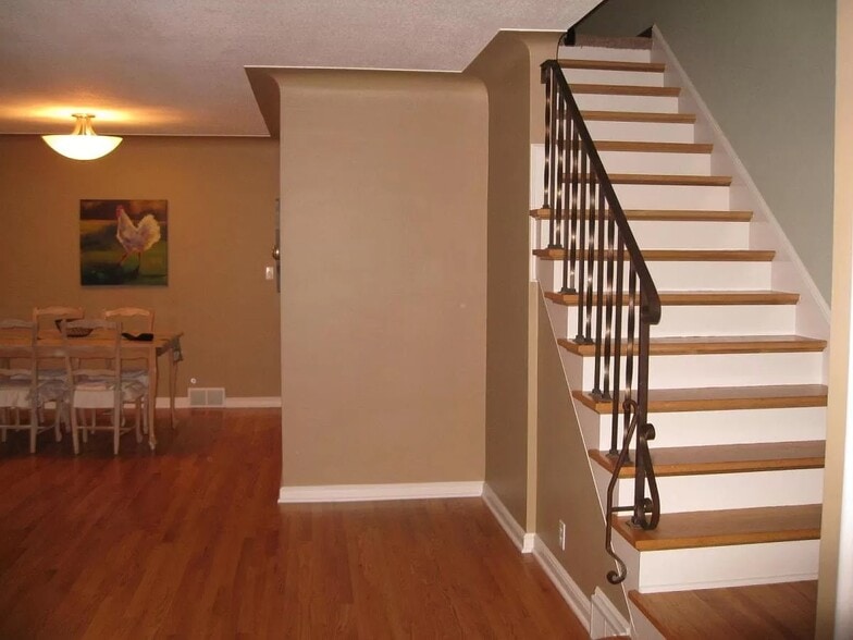 Living Room - 4422 W 36th St