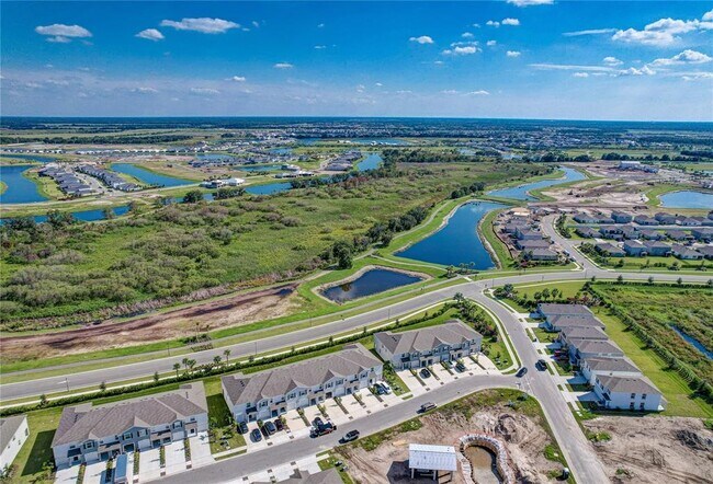 Building Photo - 17436 Crescent Moon Lp