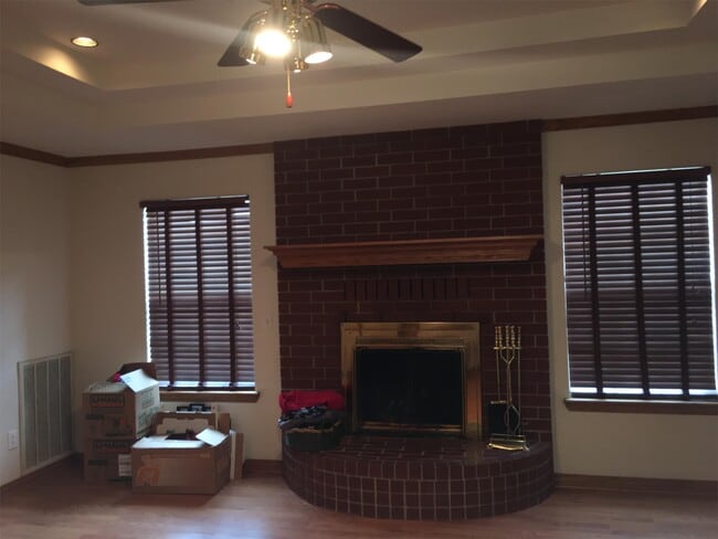 Building Photo - 111 Fox Run Pl