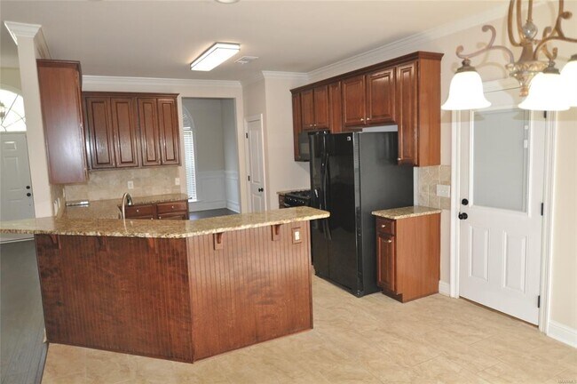Building Photo - 172 Sunnybrook Dr