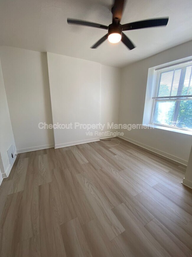 Building Photo - 6436 Idaho Ave