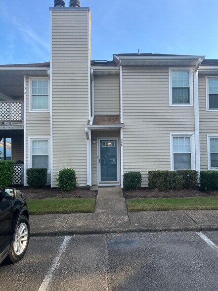 Building Photo - 308 Thalia Station Ct