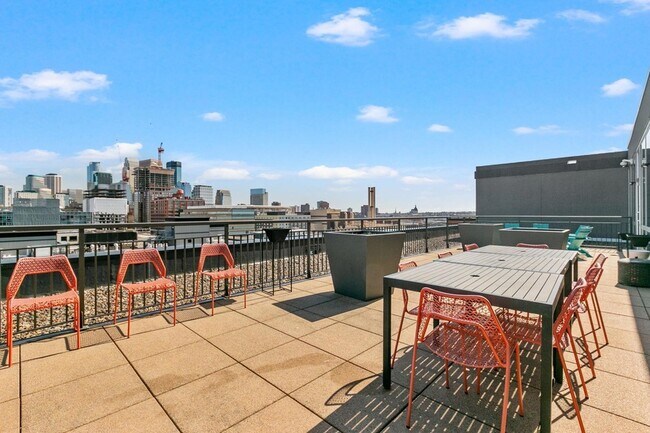 Building Photo - 730 N 4th St