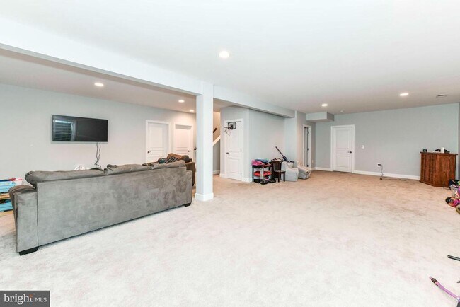 Building Photo - 15783 Berkhamstead Pl