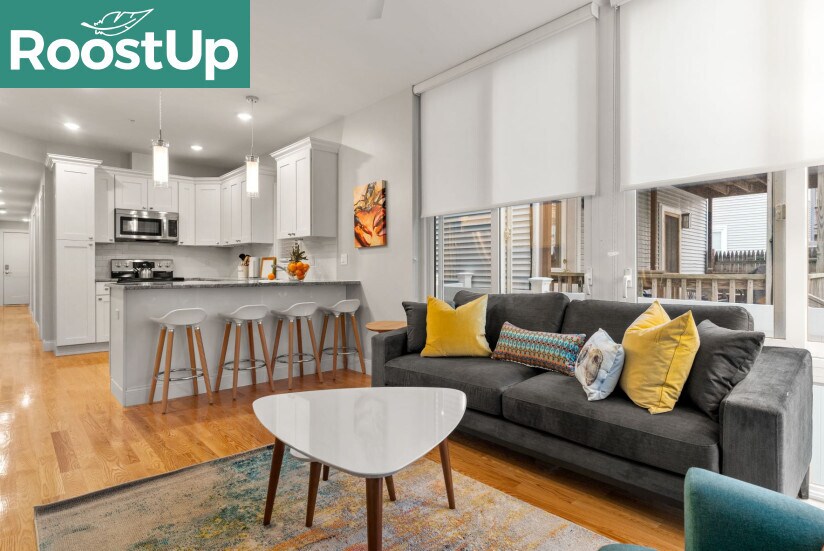 Building Photo - Furnished Bedroom with Private Bath in South Boston