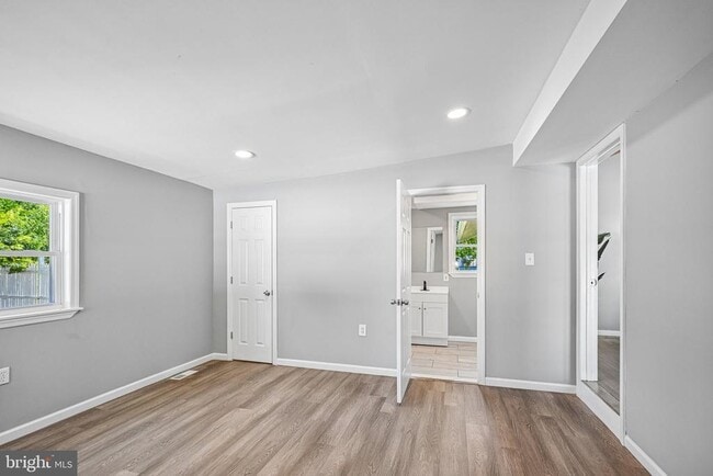 Building Photo - 144 E Arbor Ave