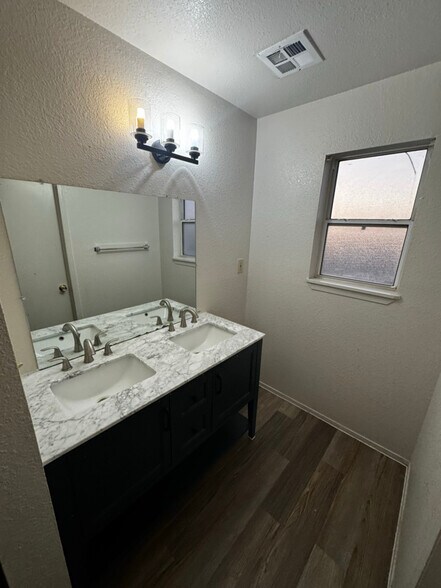 Building Photo - 1141 Ranger Trail