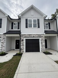 Building Photo - 608 S Blackmon St