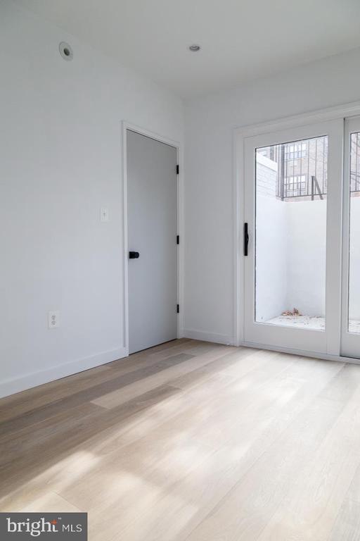 Building Photo - 1443 Euclid St NW