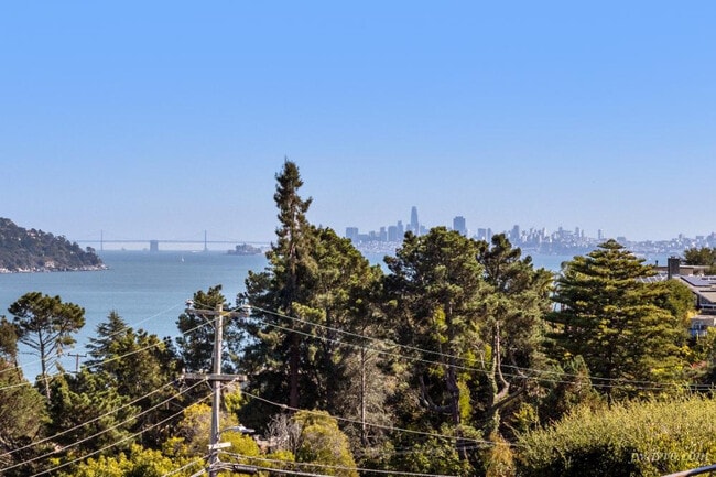 Building Photo - 136 Reed Blvd