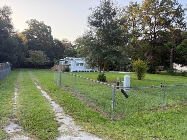 Building Photo - 9375 SE 35th Ct