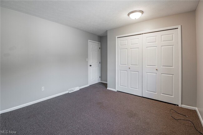 Building Photo - 2382 Massillon Rd