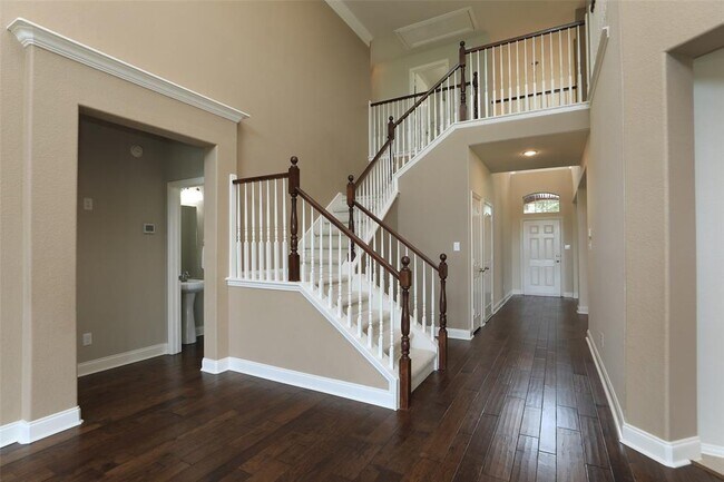 Building Photo - 9603 Red Rugosa Dr
