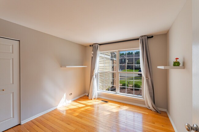 Building Photo - 1265 Dunbarton Dr