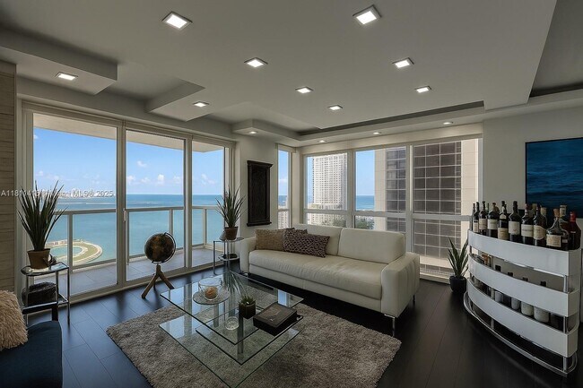 Building Photo - 50 Biscayne Blvd