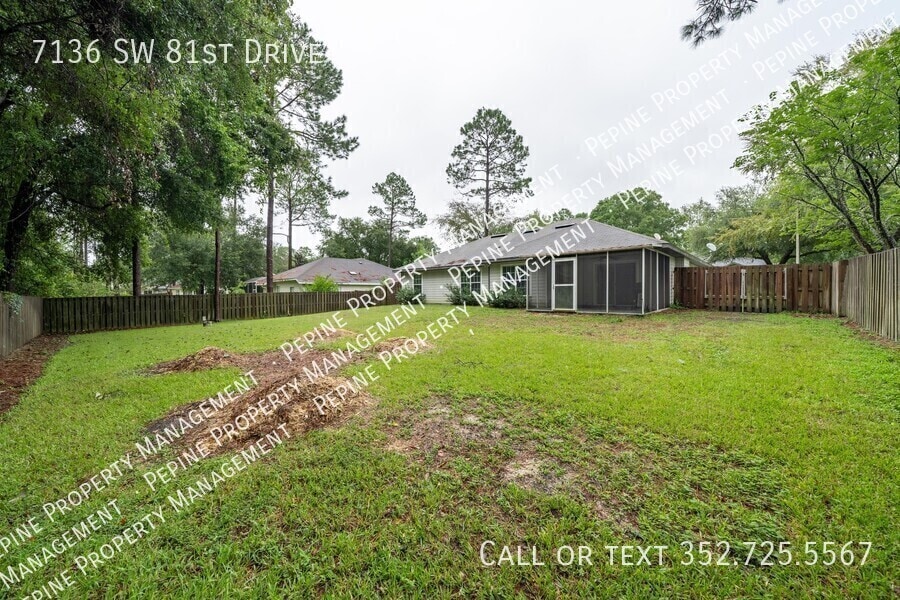 Building Photo - 7136 SW 81st Dr