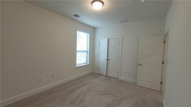 Building Photo - 12320 Maypole Bend