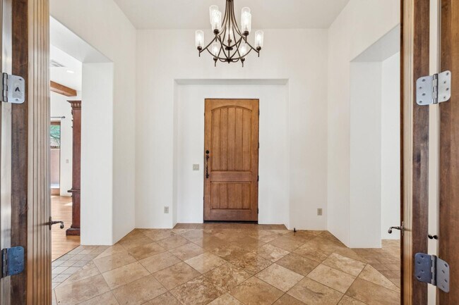 Building Photo - 7701 E Golden Eagle Cir