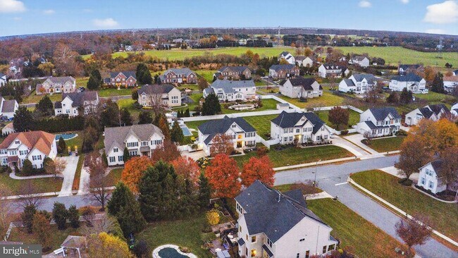 Building Photo - 20 Jasmine Rd