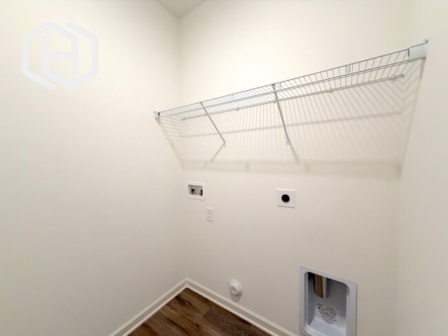 Building Photo - 2068 Gadwall Dr