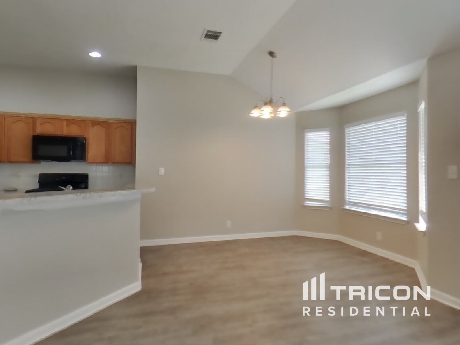 Building Photo - 8527 Rita Blanca Dr