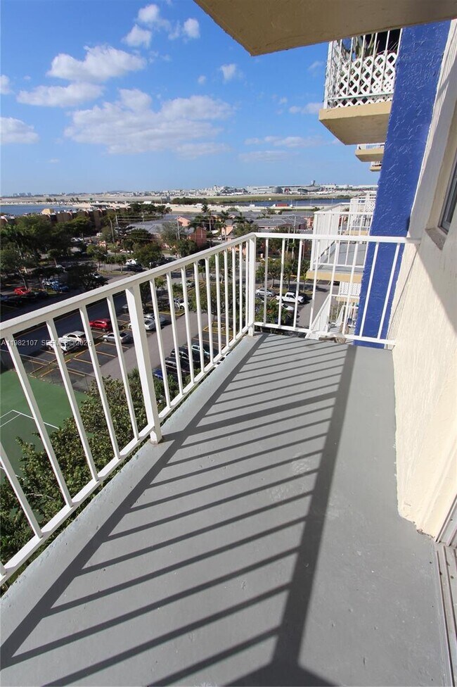 Building Photo - 4550 NW 9th St