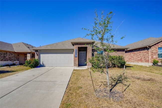 Building Photo - 5800 Montrelia Dr