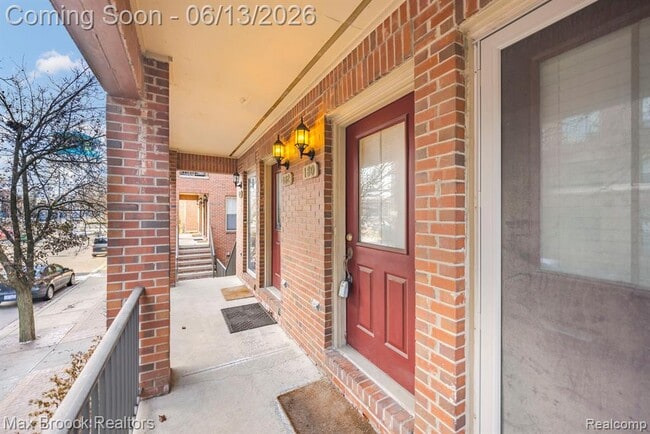 Building Photo - 160 Tiffany Ln Pvt