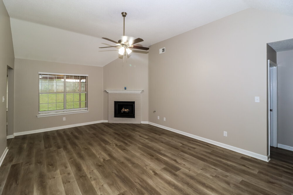 Building Photo - 1035 Jessica Lauren Dr